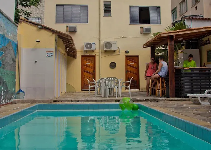 Quintal Do Maracana Hostel
